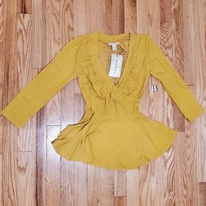 Derek Heart Mustard yellow Long Sleeve Blouse Sm